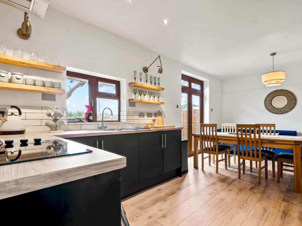 Pass The Keys Appletree Cottage - A Chic Seaside Home And Garden Whitstable Buitenkant foto